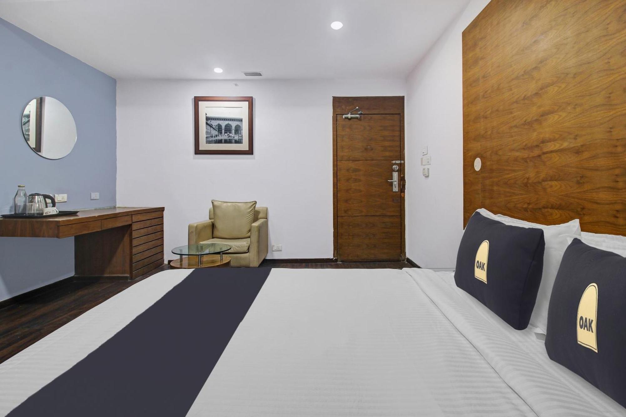 Townhouse Oak The Margi Hotel Near Yosufguda Metro Station Hyderabad Exterior foto